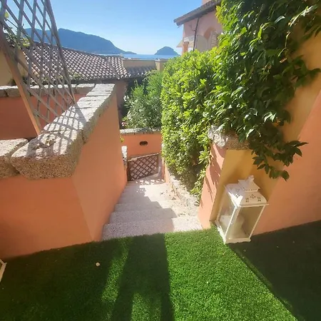 Modern Flat In With Pool And Direct Sea Access *
