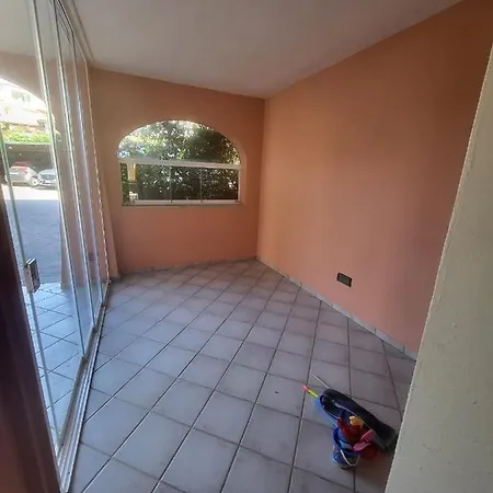 Modern Flat In With Pool And Direct Sea Access *